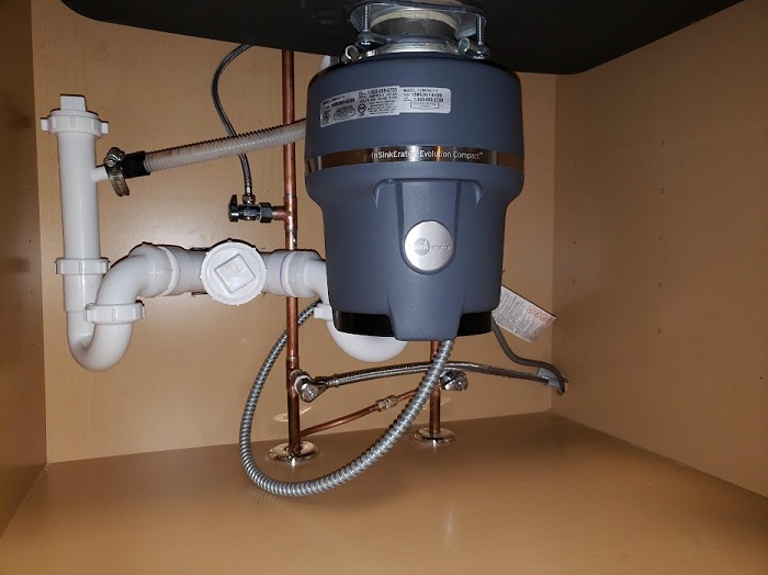 Plumbing services in Mercer Island, IL